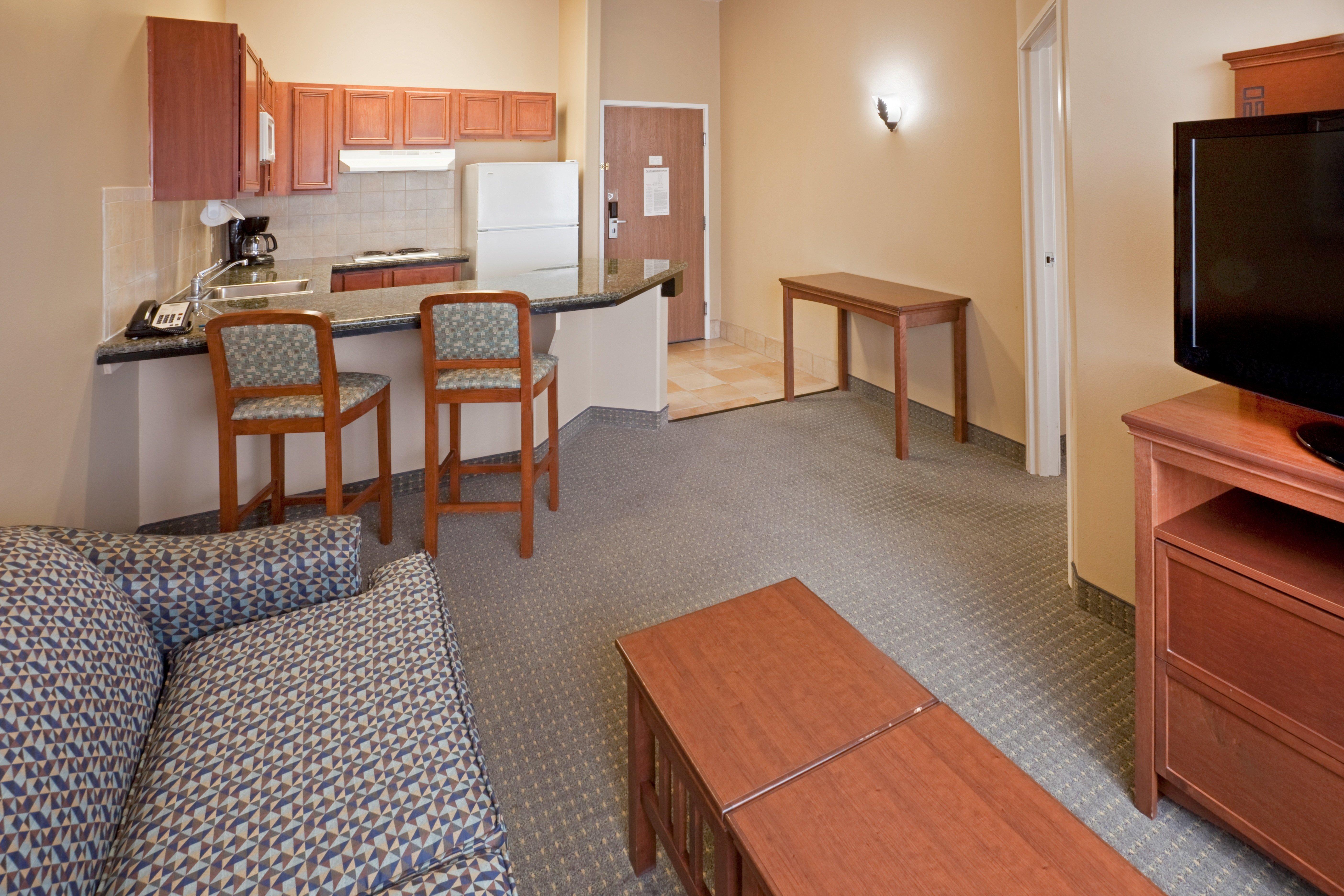 Staybridge Suites Lubbock-University Area By Ihg Εξωτερικό φωτογραφία