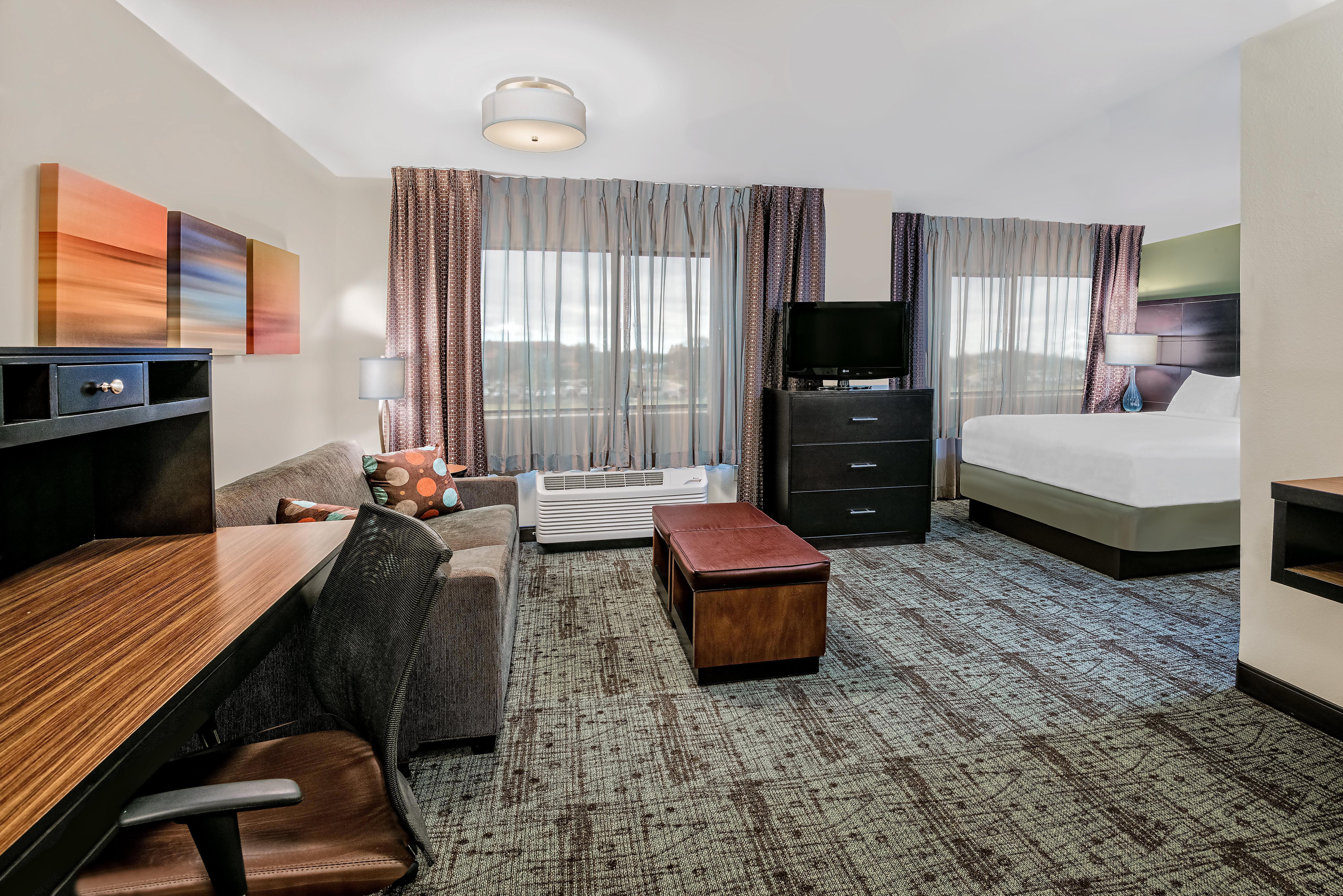 Staybridge Suites Lubbock-University Area By Ihg Εξωτερικό φωτογραφία