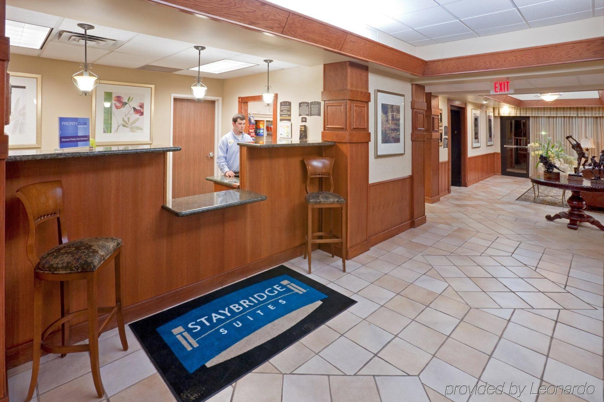 Staybridge Suites Lubbock-University Area By Ihg Εξωτερικό φωτογραφία