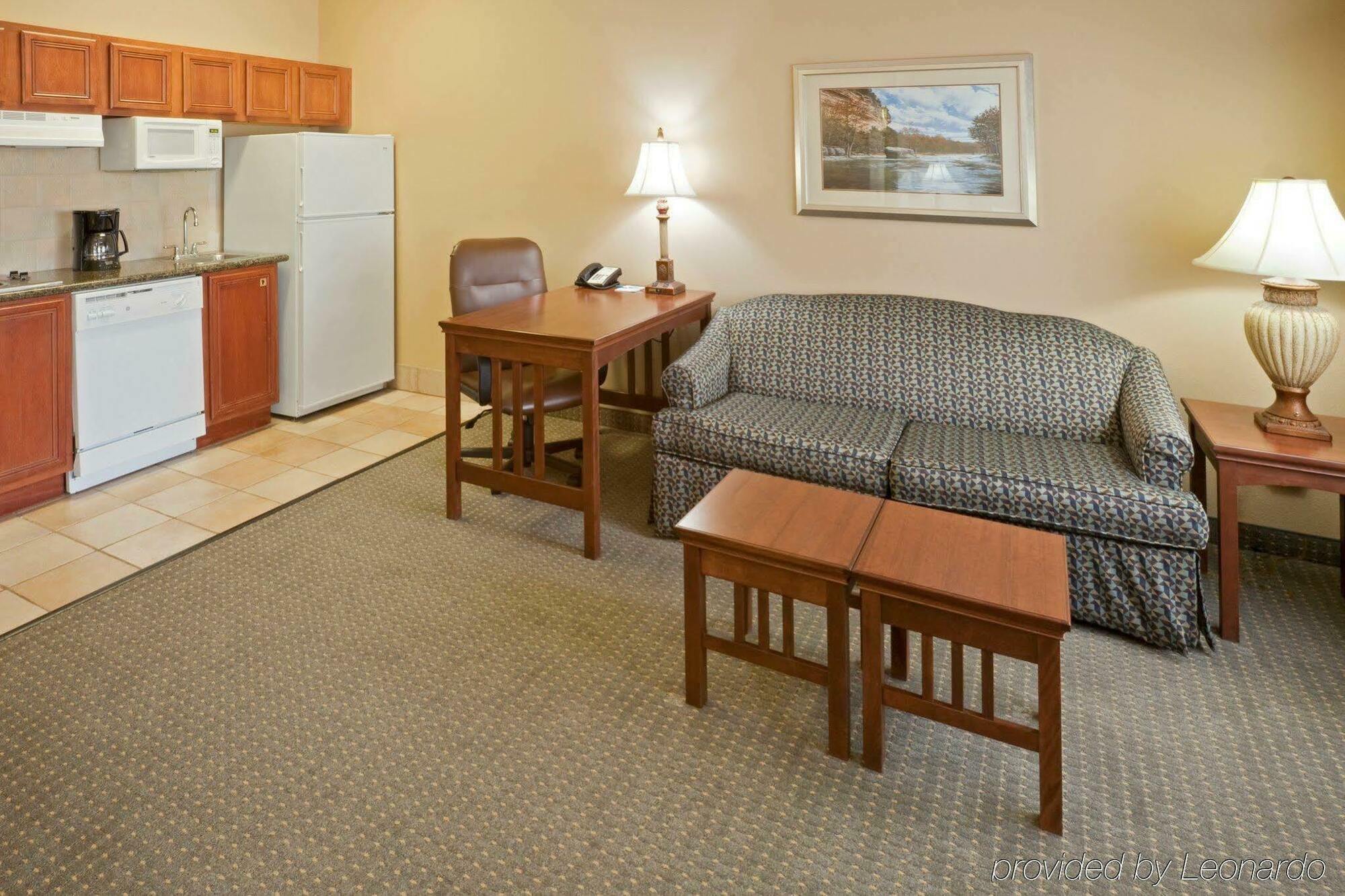 Staybridge Suites Lubbock-University Area By Ihg Εξωτερικό φωτογραφία