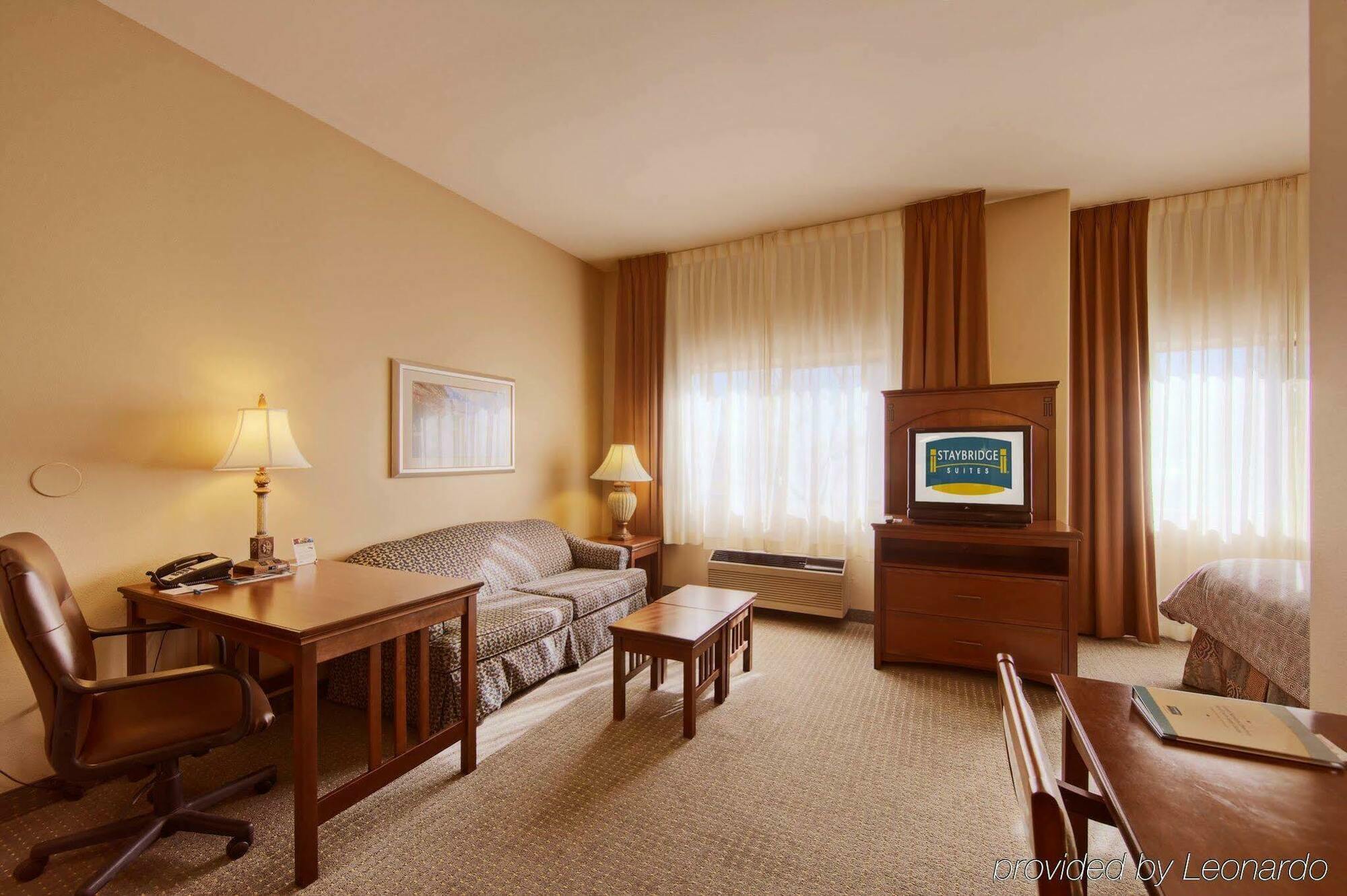 Staybridge Suites Lubbock-University Area By Ihg Εξωτερικό φωτογραφία